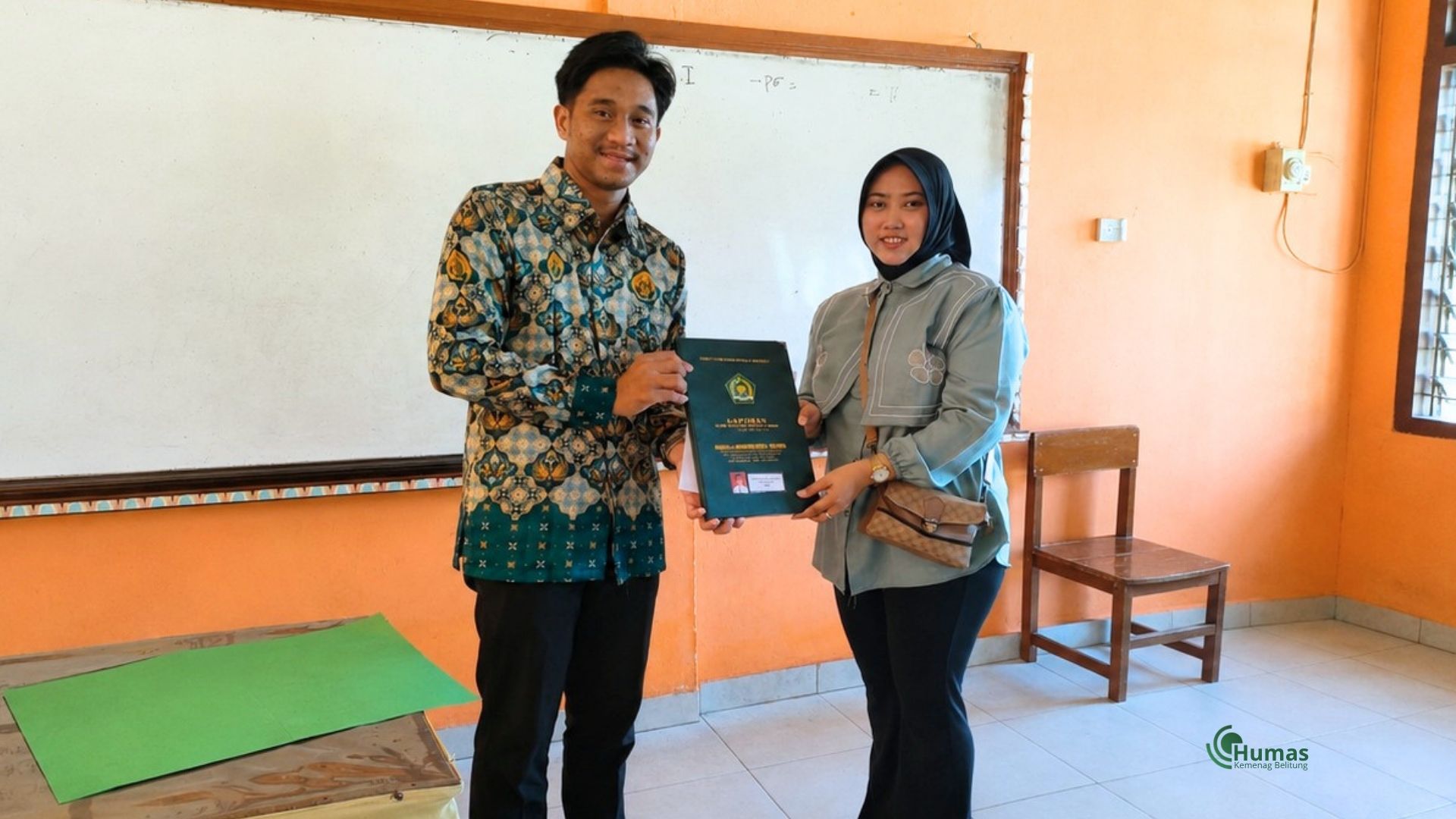 MIN 1 Belitung Laksanakan Pembagian Rapor Semester Genap Tahun Pelajaran 2025/2026