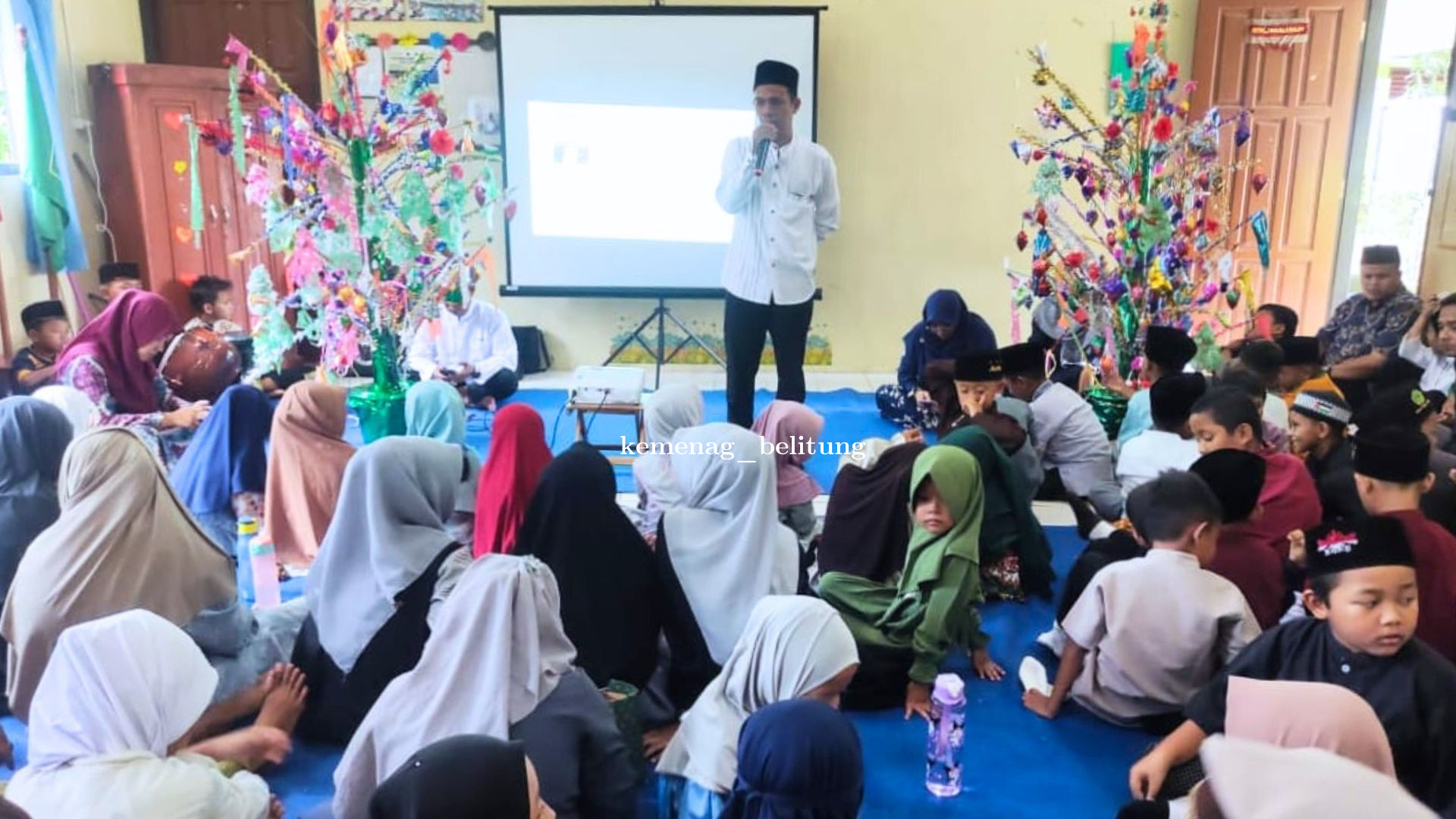 MIN 2 Belitung Gelar Peringatan Maulid Nabi Muhammad SAW