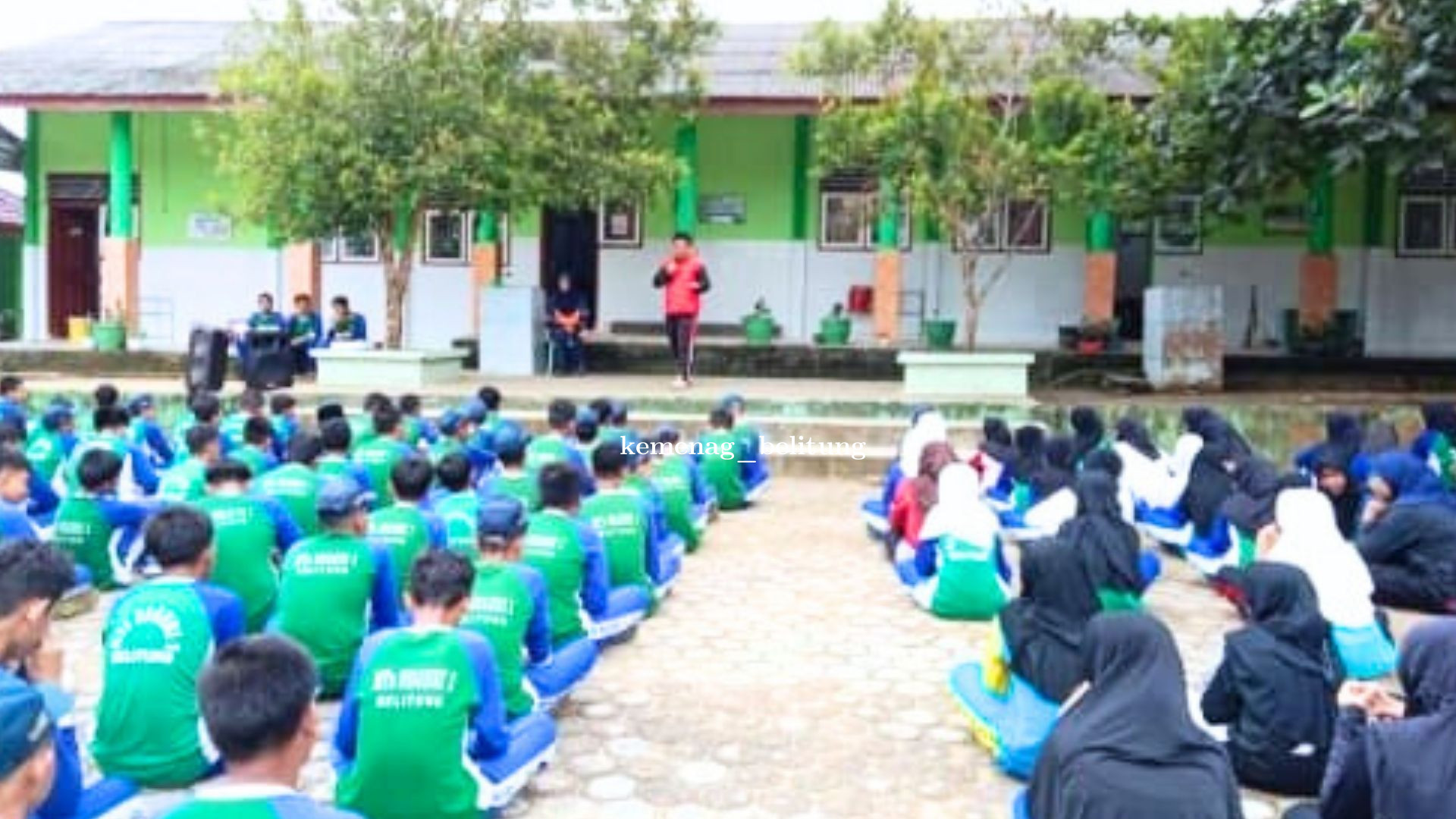 PMR MTsN 1 Belitung Gelar Jumat Bersih dan Edukasi Kesehatan
